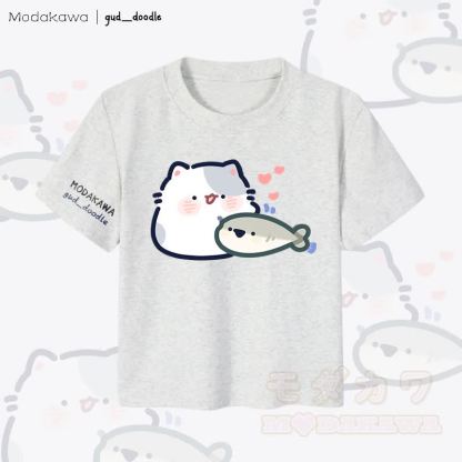 MODAKAWA x gud_doodleキティと魚のグラフィック レディース クロップドTシャツ 92% コーマ綿クロップトップ - グレー - XL - image 1