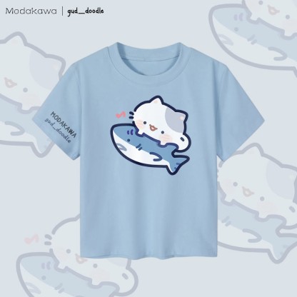 MODAKAWA X gud_doodleキャットシャークグラフィック レディース クロップドTシャツ 92% コーマ綿クロップトップ - Blue - XL - image 1