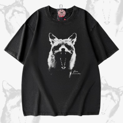 Roaring Fox グラフィックModakawaユニセックス ヴィンテージウォッシュド Tシャツ - Black - 5XL - image 1