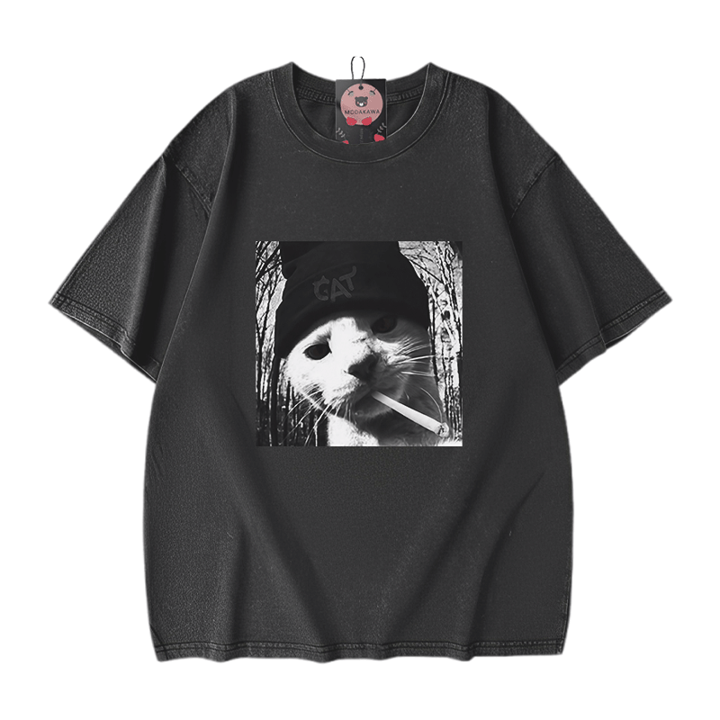 ヴィンテージ スモーキングキャット グラフィックModakawaユニセックス ヴィンテージ ウォッシュド Tシャツ - Black - 5XL - image 2