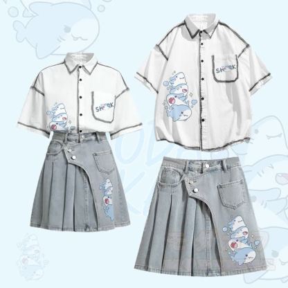 シャーク柄オーバーサイズボタンアップシャツ、イレギュラーデニムプリーツスカート、Modakawaお揃いコーデ - セット - XL - image 1