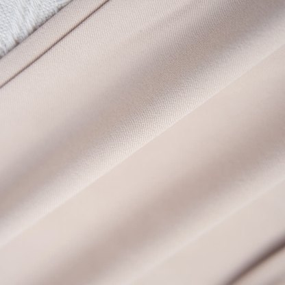 カラーブロックセーターとカジュアルパンツのマッチングコーデ - image 7