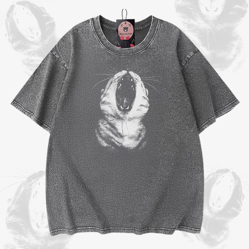 猫の口のグラフィック入りModakawaヴィンテージウォッシュ加工綿100% Tシャツ - Grey - 5XL - image 3