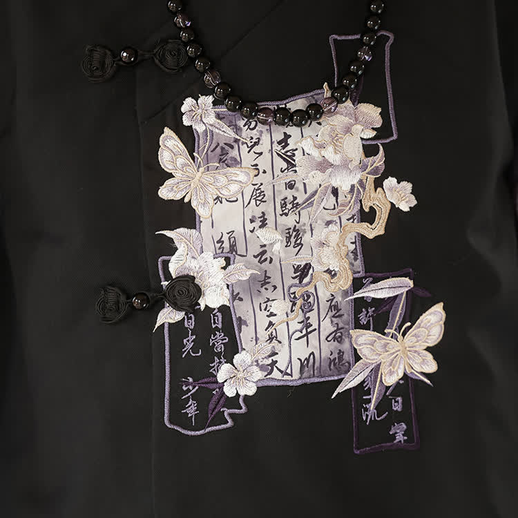 蝶の刺繍入りベスト、紫のベルスリーブトップス、黒のショートパンツ、ネックレス - image 12