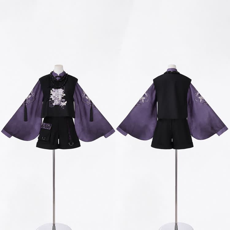 蝶の刺繍入りベスト、紫のベルスリーブトップス、黒のショートパンツ、ネックレス - image 6