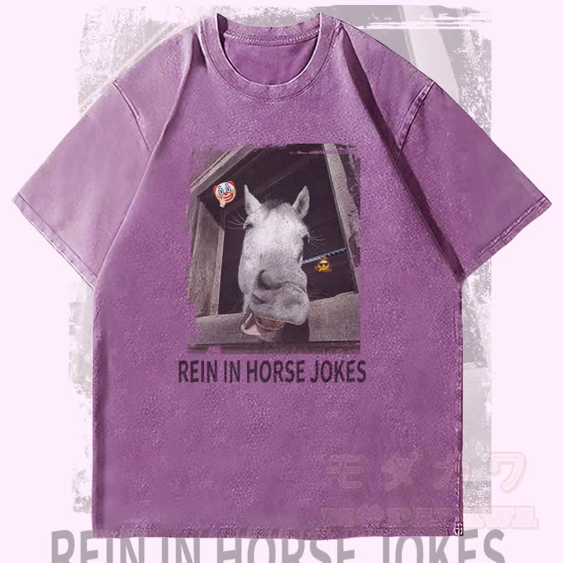 MODAKAWA REIN IN HORSE JOKES 馬のグラフィック ユニセックス ヴィンテージ ウォッシュド Tシャツ - 紫 - 4XL - image 3