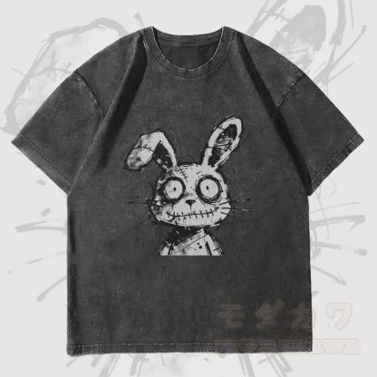 MODAKAWA ステッチ ラビット グラフィック ユニセックス ヴィンテージ ウォッシュド Tシャツ - 黒 - 4XL - image 4