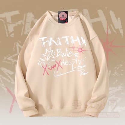 MODAKAWA FAITH BELIEVE DEEPLY グラフィック ユニセックス スウェットシャツ - アプリコット - 5XL - image 3