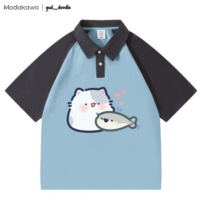 MODAKAWA X gud_doodleキティフィッシュレタープリント ポロシャツ - Blue&Grey - 4XL - image 7