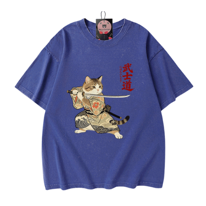 サムライキャットグラフィックModakawaヴィンテージ綿加工 綿100% Tシャツ - Blue - 5XL - image 4