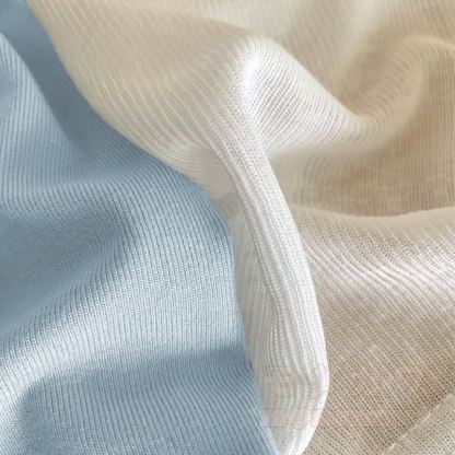 Vネックシャツ、ホルターネック、レーススカート、ワイドレッグパンツスカートの4点セット - image 4