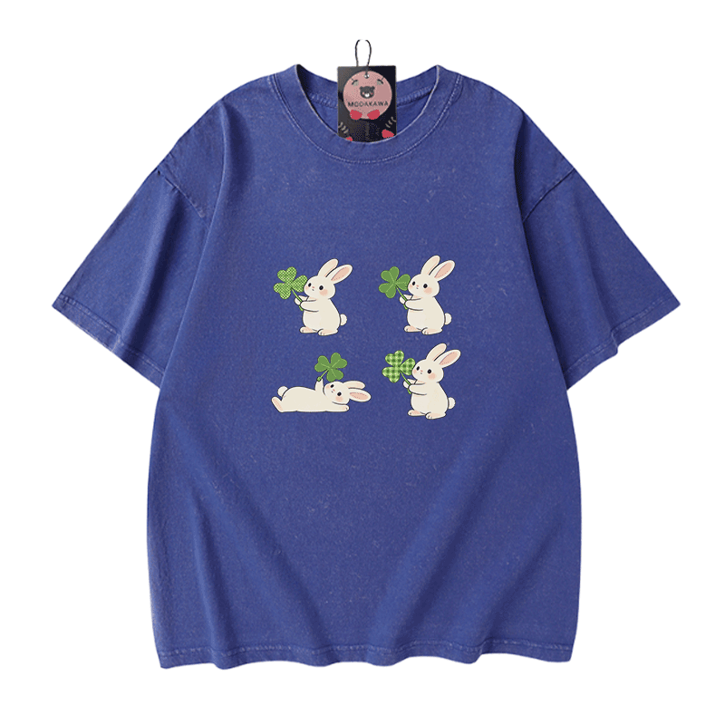 セントパトリックデー バニー グラフィックModakawaヴィンテージ ウォッシュ加工100%綿Tシャツ - Blue - 5XL - image 4