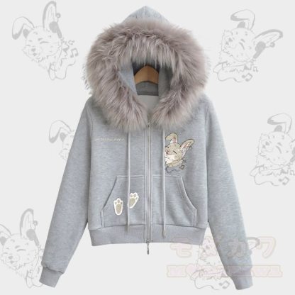 MODAKAWA チアフルナビバニーグラフィック フリース裏地 フェイクファートリム ジップアップパーカー - グレー - L - image 3