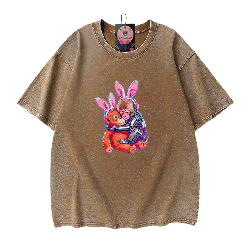 ハグするサイバーモンキー グラフィックModakawaヴィンテージウォッシュ100%綿Tシャツ - Brown - 5XL - image 7