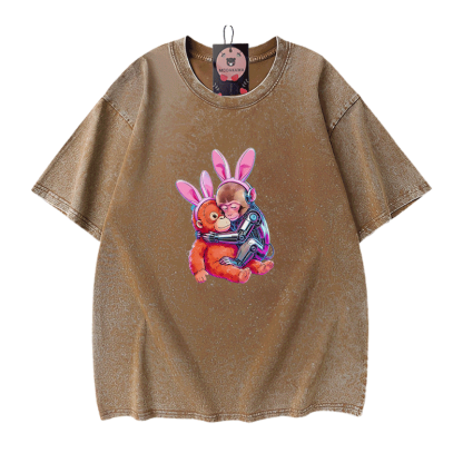 ハグするサイバーモンキー グラフィックModakawaヴィンテージウォッシュ100%綿Tシャツ - Brown - 5XL - image 7