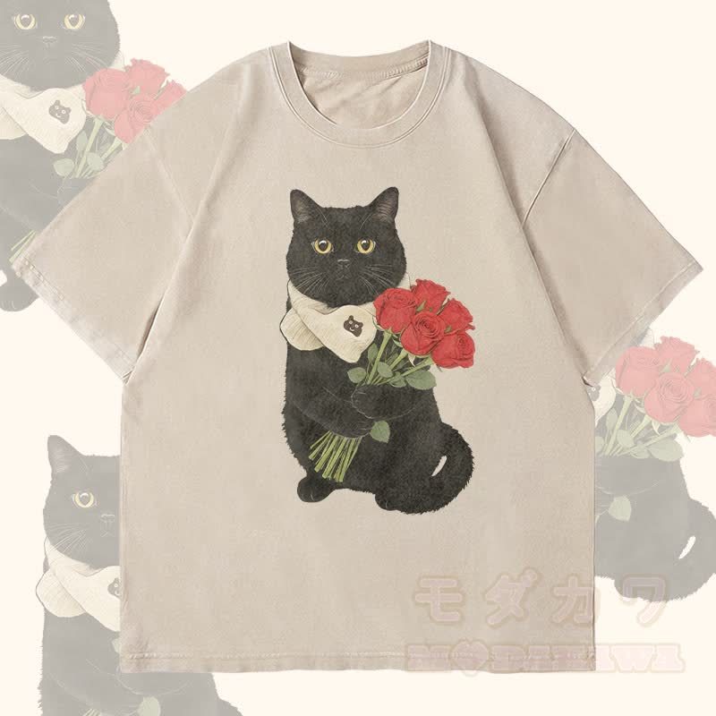 MODAKAWA 黒猫とバラのグラフィック ユニセックス ヴィンテージ ウォッシュド Tシャツ - ベージュ - 4XL - image 3