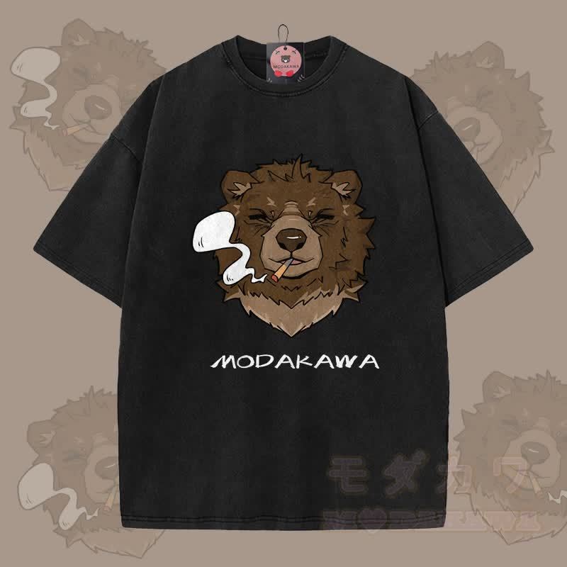 MODAKAWA スモーキングベア グラフィック ユニセックス ヴィンテージウォッシュTシャツ - 黒 - 5XL - image 9