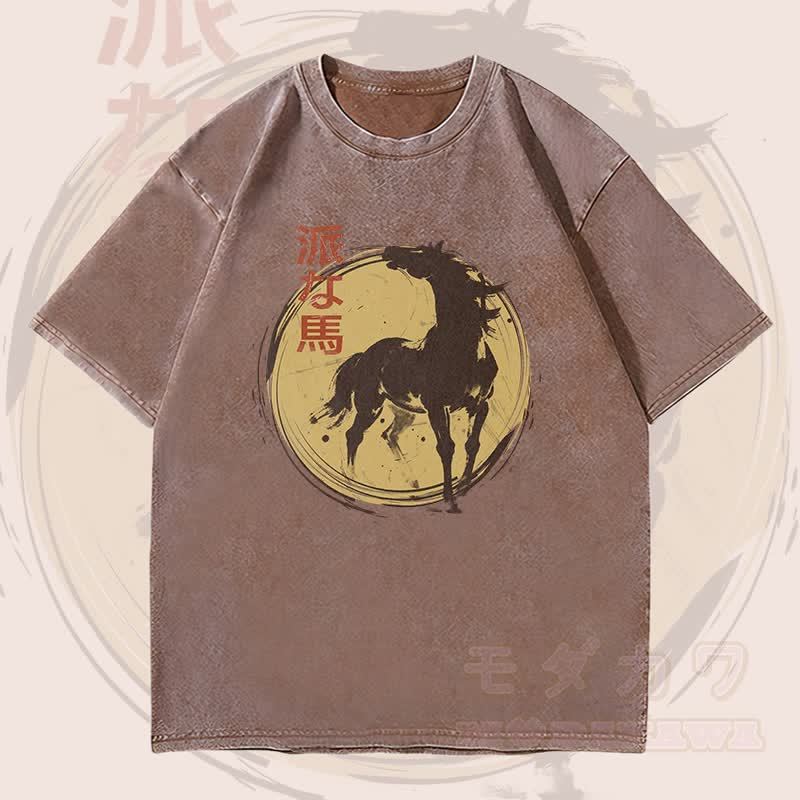 MODAKAWA マジェスティックホースグラフィック ユニセックス ヴィンテージウォッシュTシャツ - 茶色 - 4XL - image 3