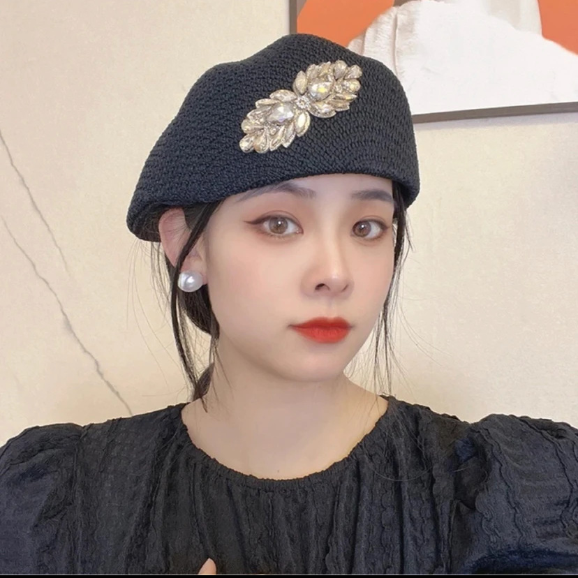 Thin crochet Japanese style versatile rhinestone beret