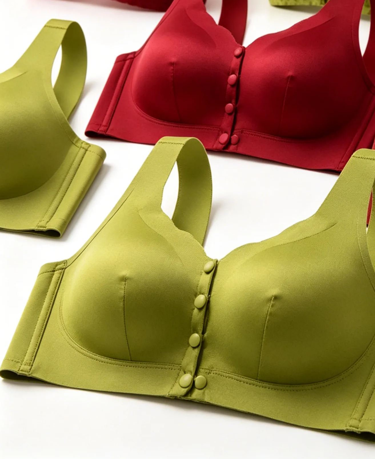 Save sagging and outward expansion: Thin, comfortable, zero-gravity front-closure bra