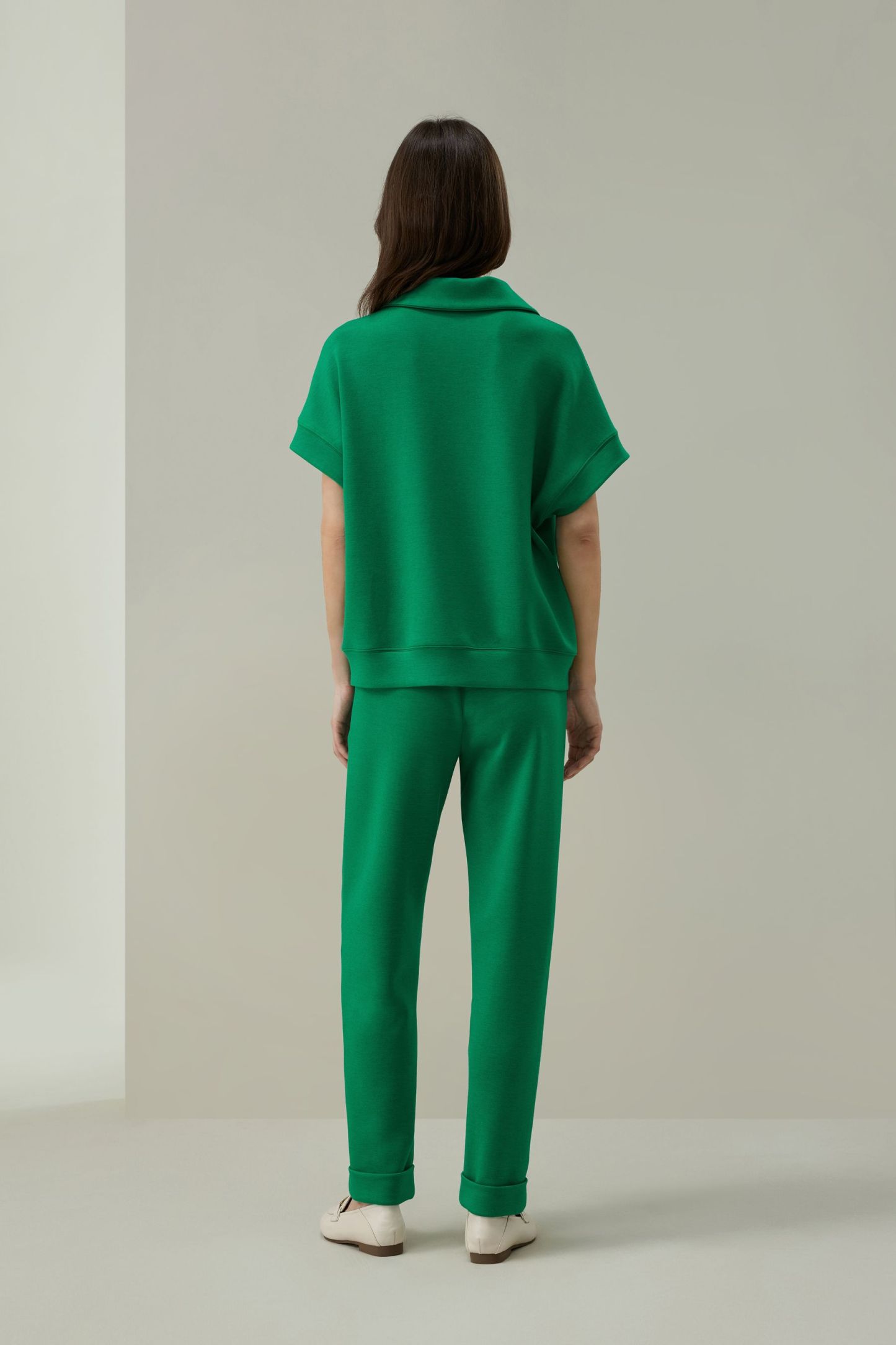 #color_Emerald Green