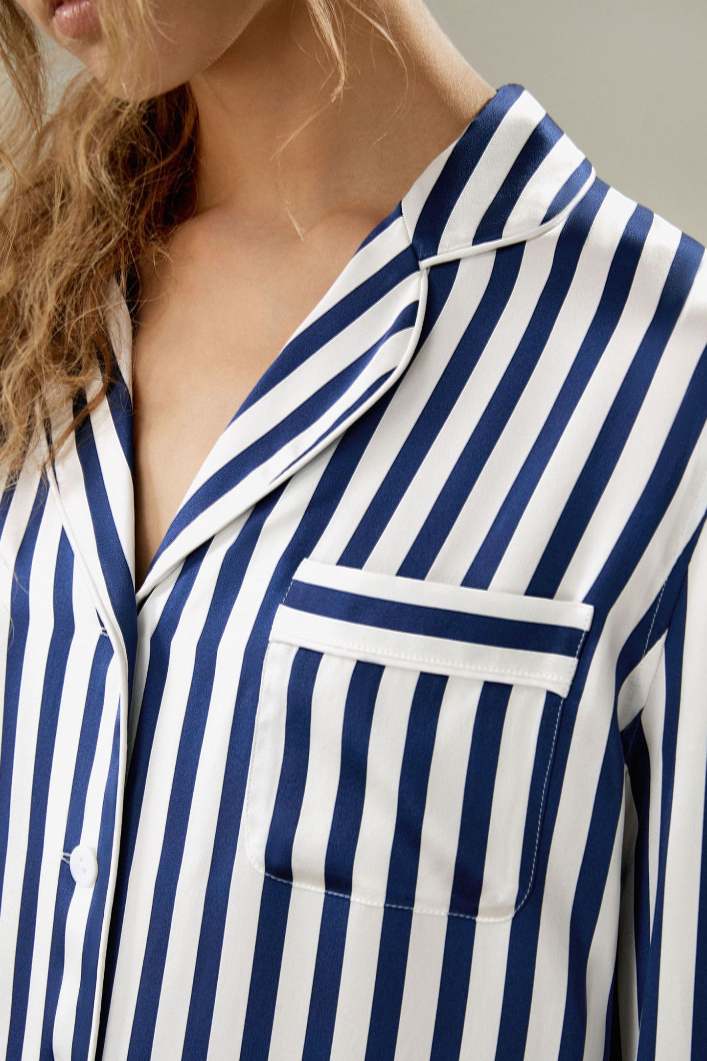 #color_Blue-White-Pinstripes