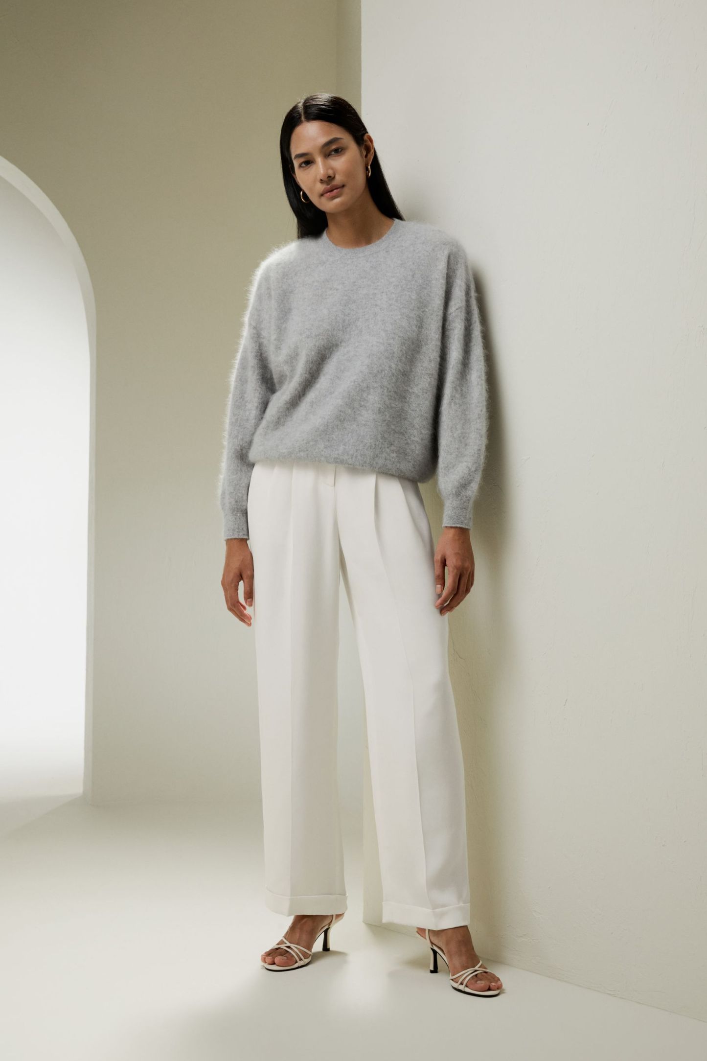 Brushed Cashmere Pullover Sweater