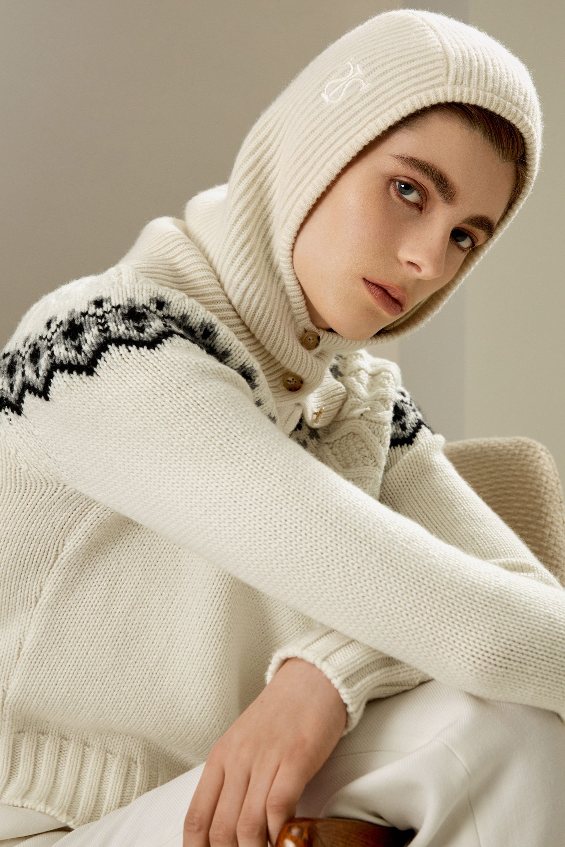 #color_Natural White