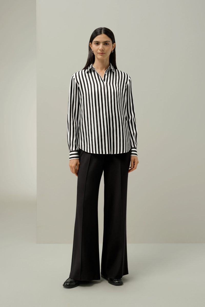 #color_Black-White Pinstripes