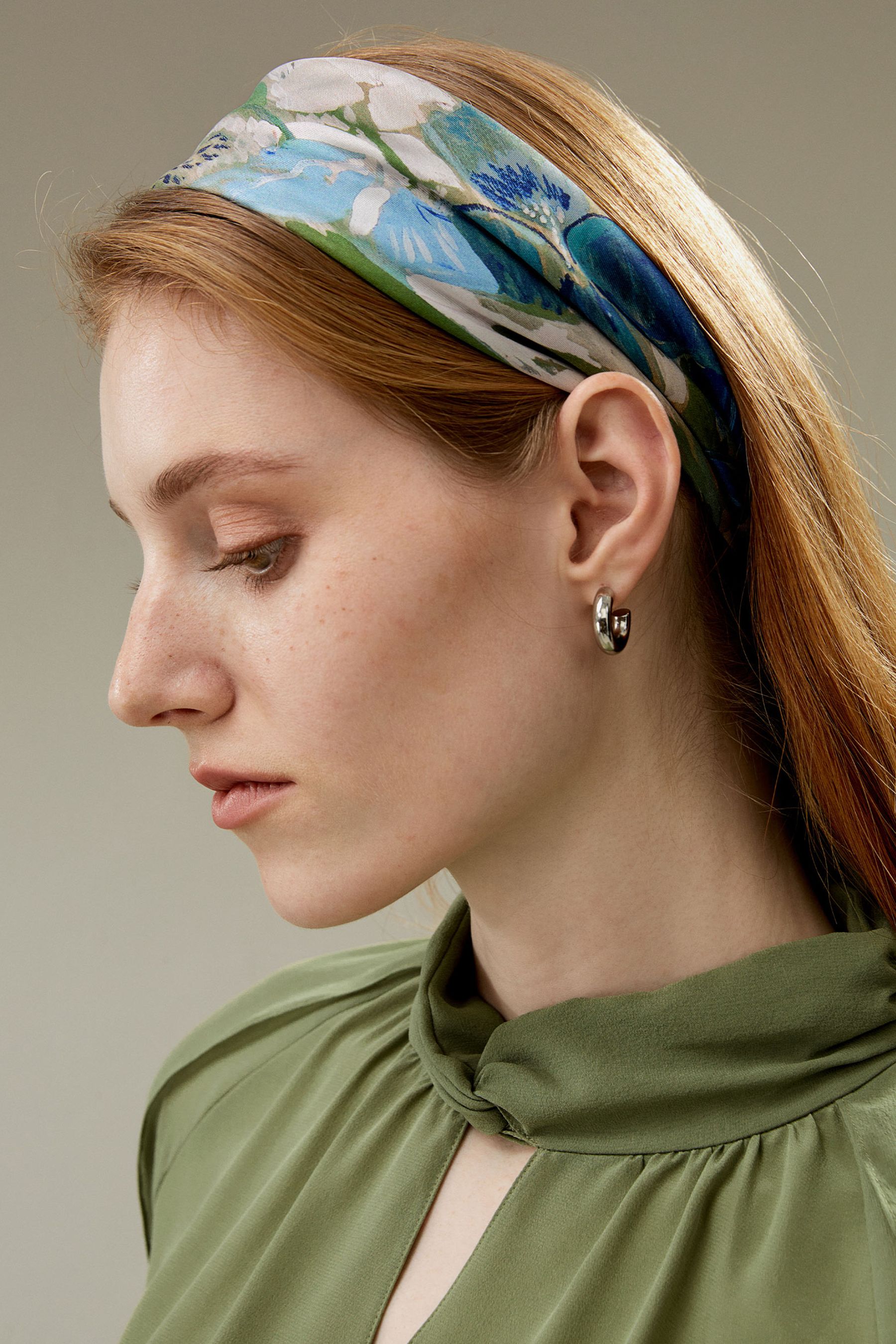 #color_Oil Painting Floral Pattern