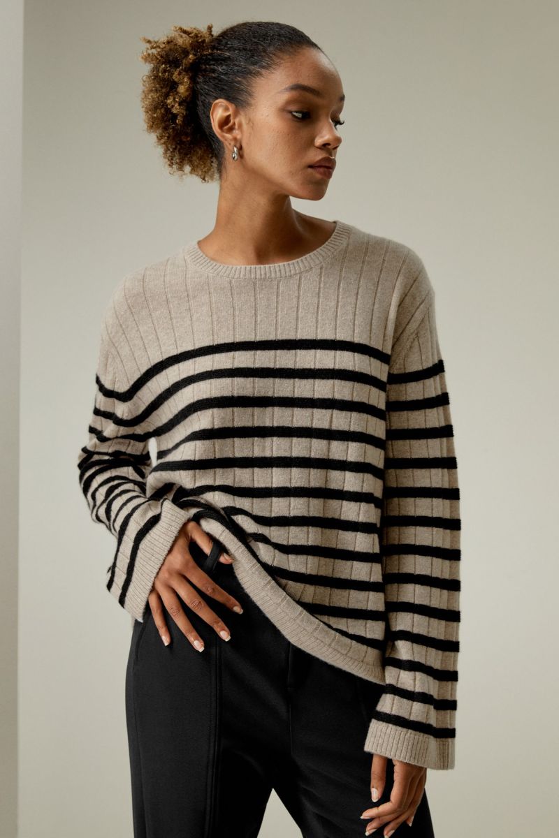 #color_Camel with Black Stripes