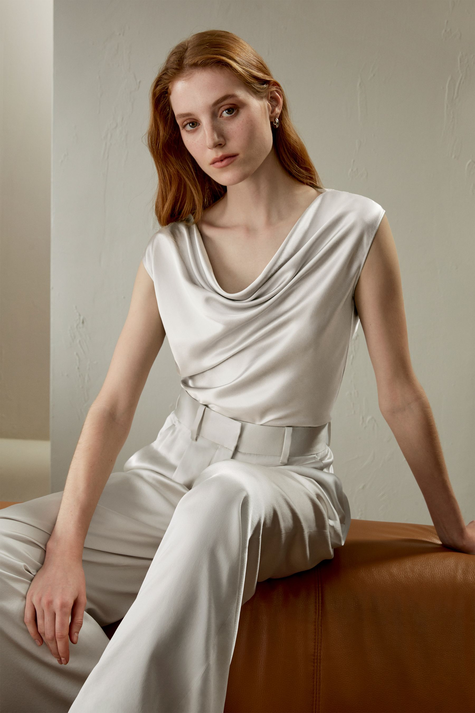 #color_Pale-Gray