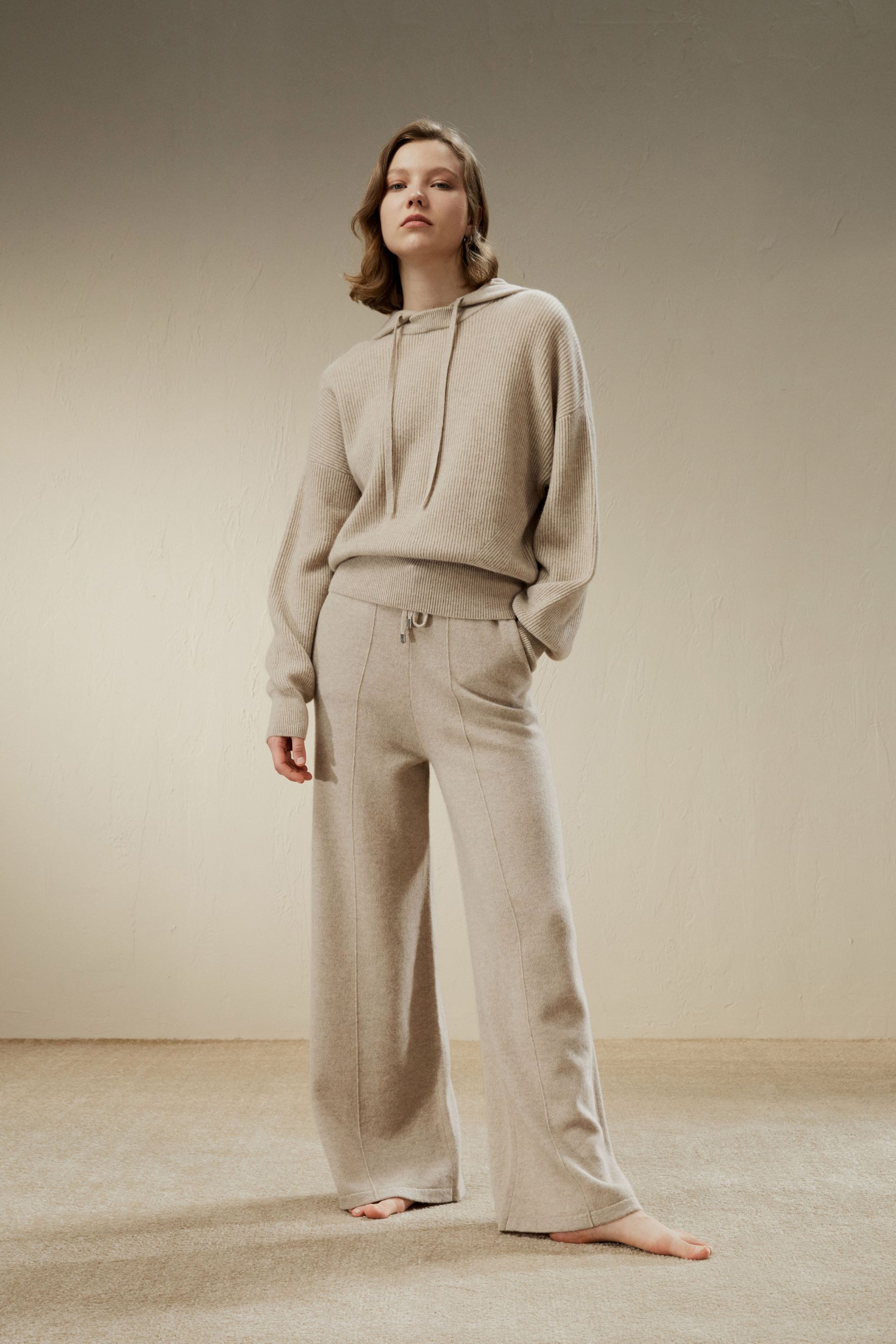 Fluid Cashmere Sweatpants