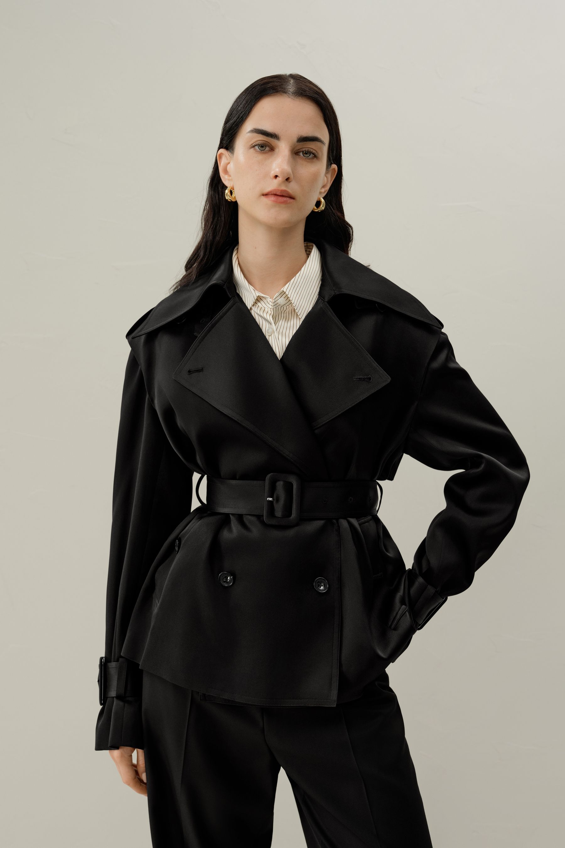 Serica Short Trench – LILYSILK