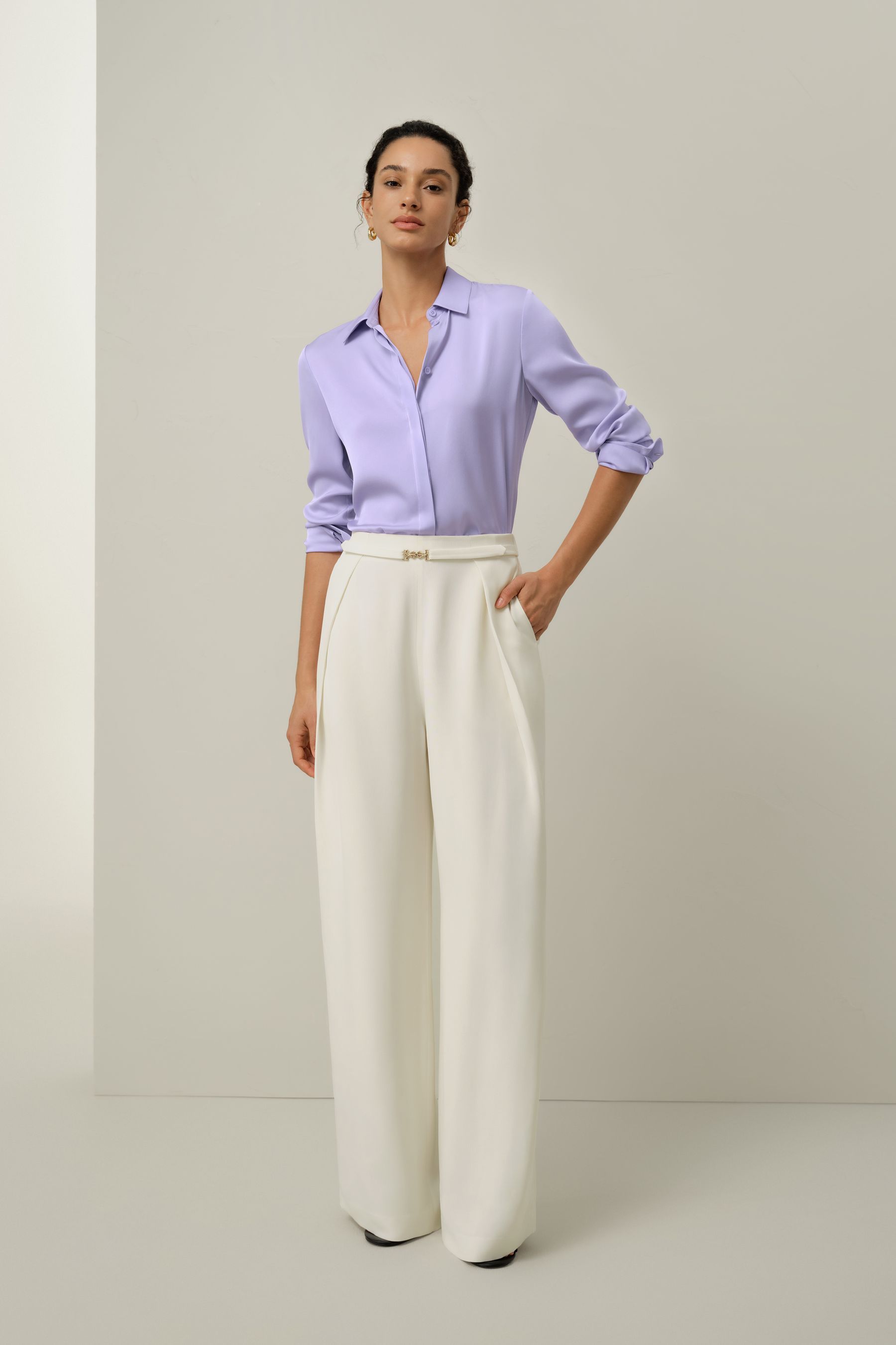 #color_Natural White