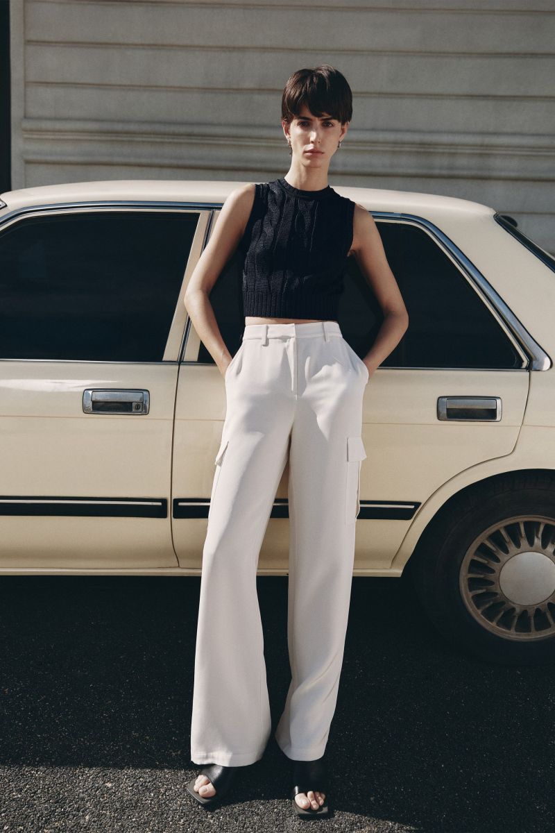 #color_Natural White