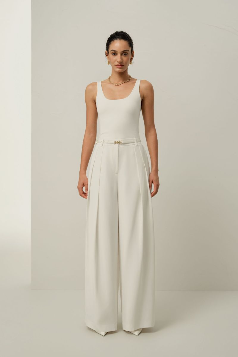 #color_Natural White