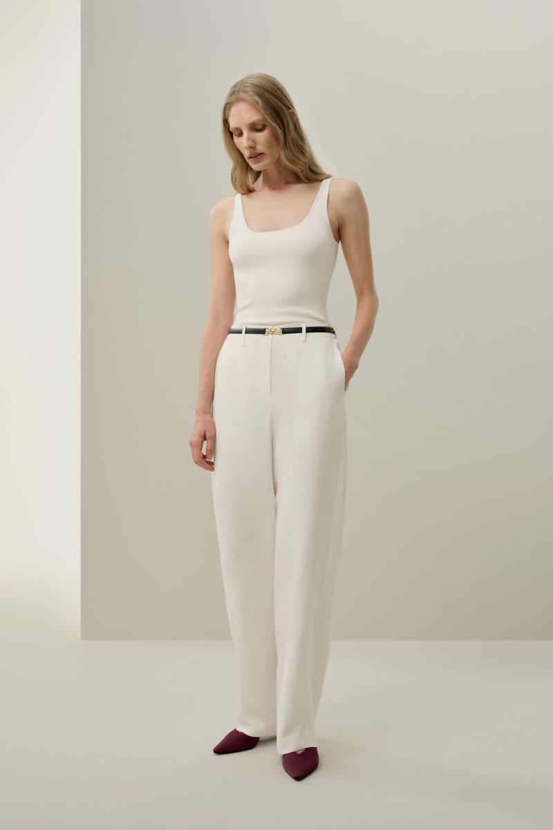 #color_Natural White