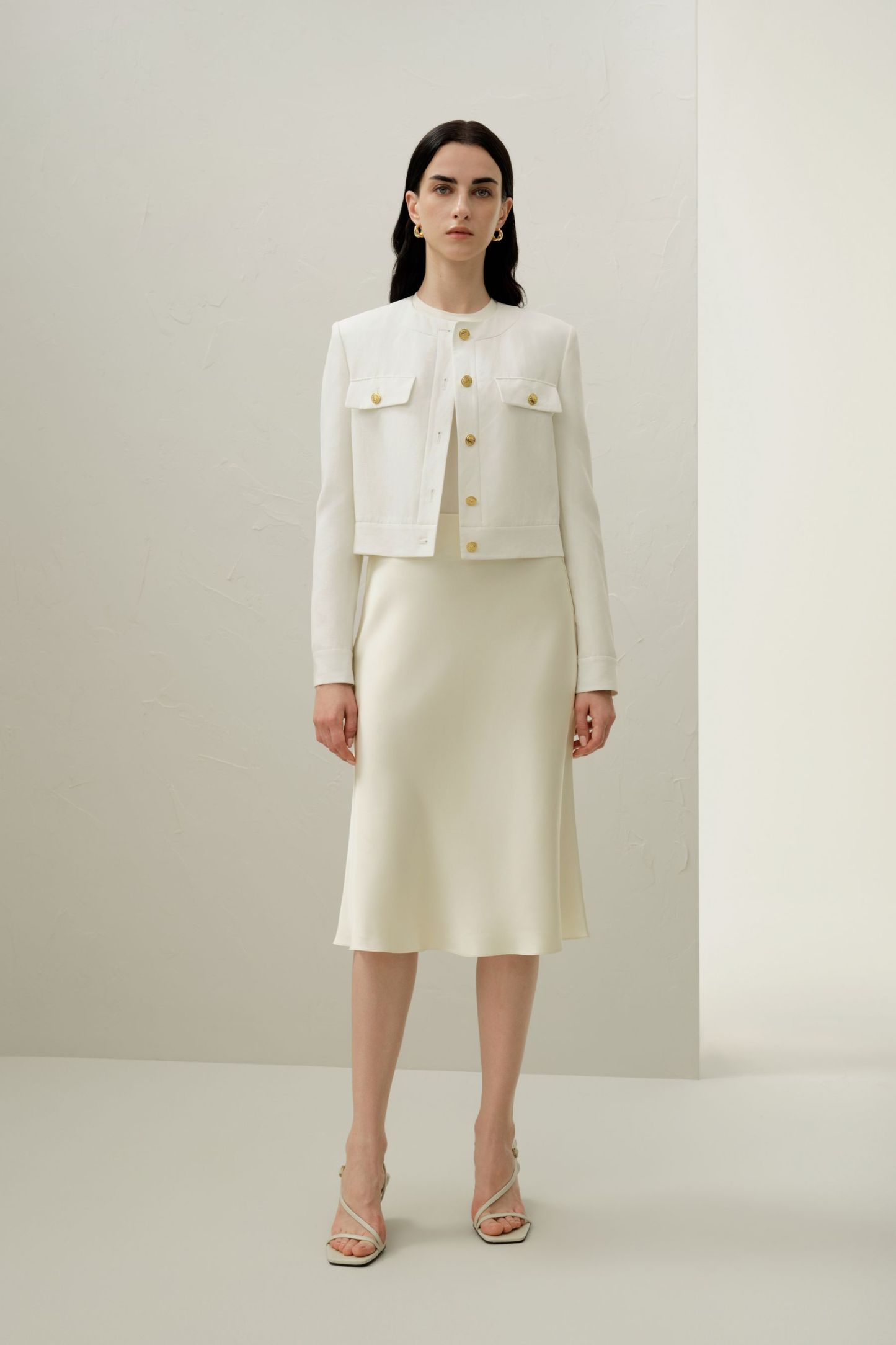 #color_Natural White