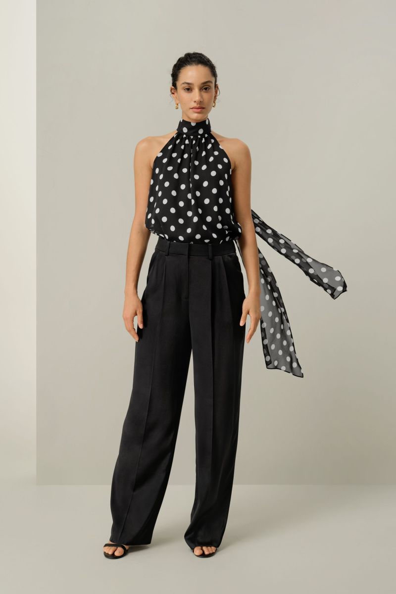 #color_White Dots In Black