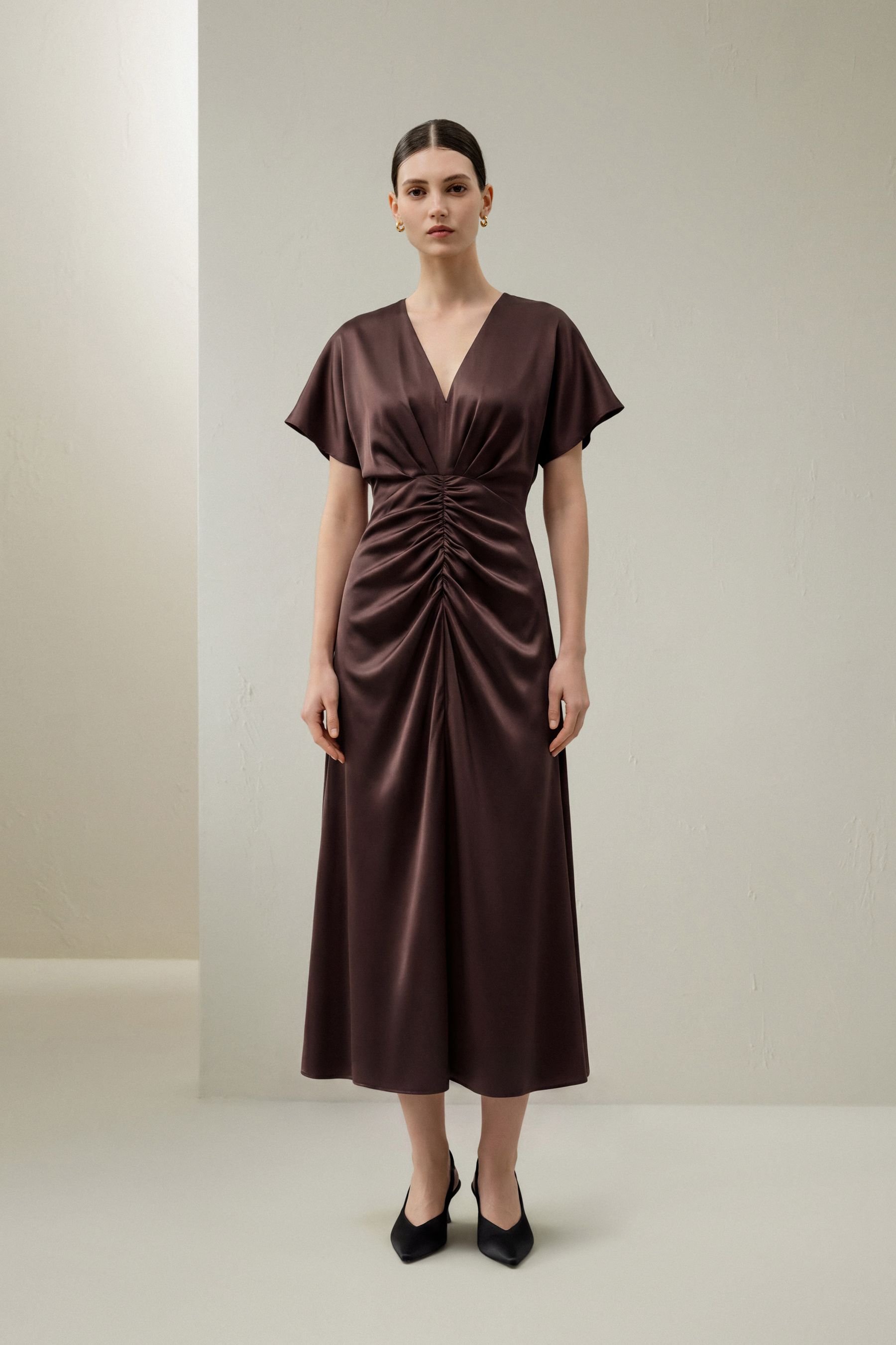 #color_Dark-Brown