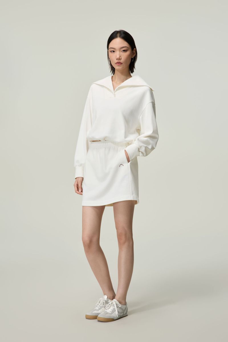 #color_White