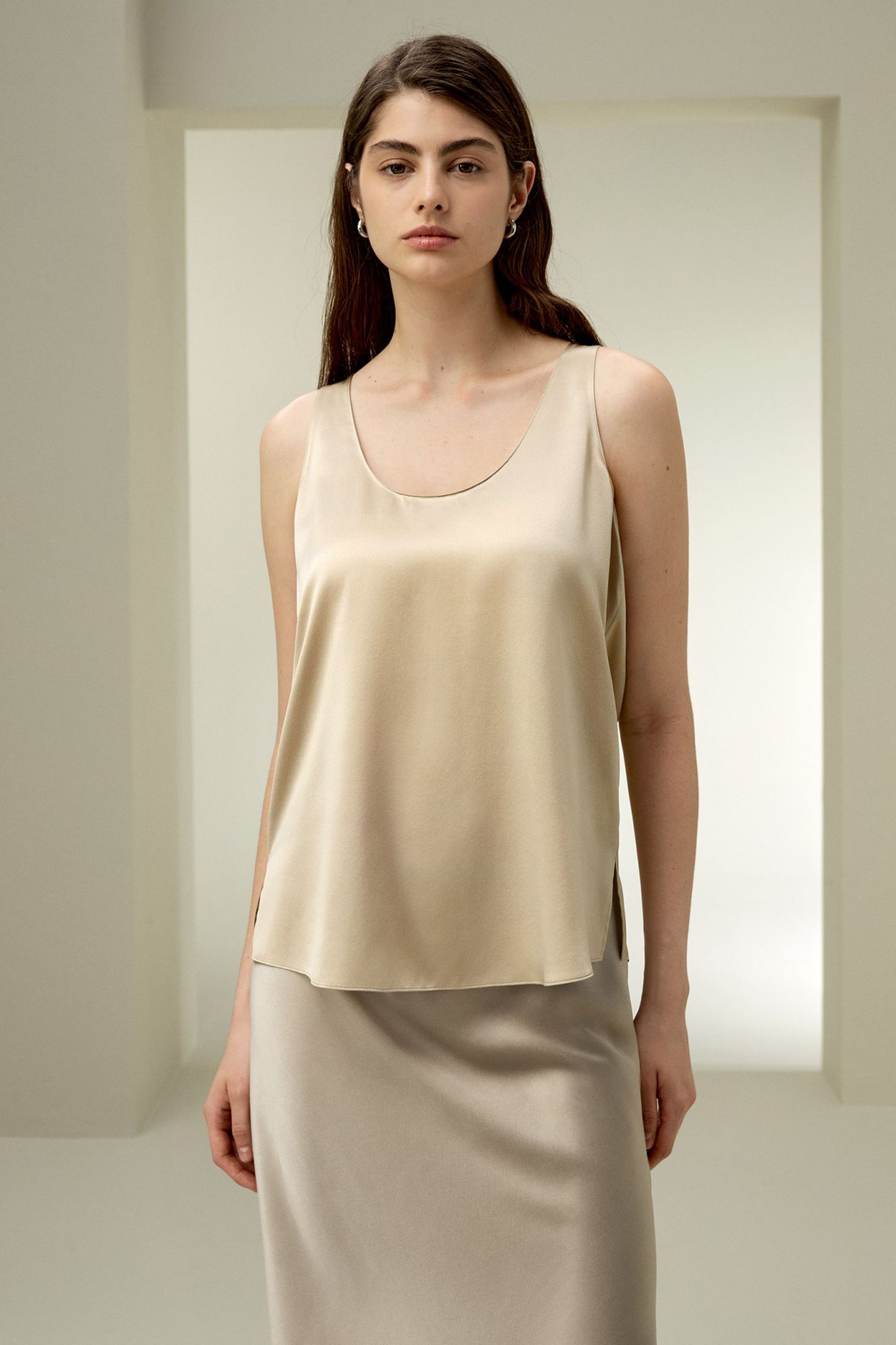 #color_Light Apricot