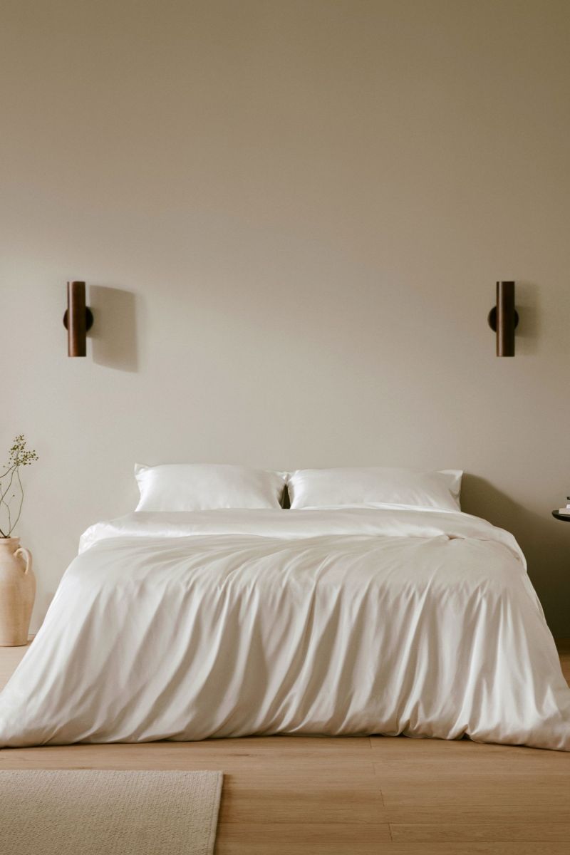 #color_Natural White