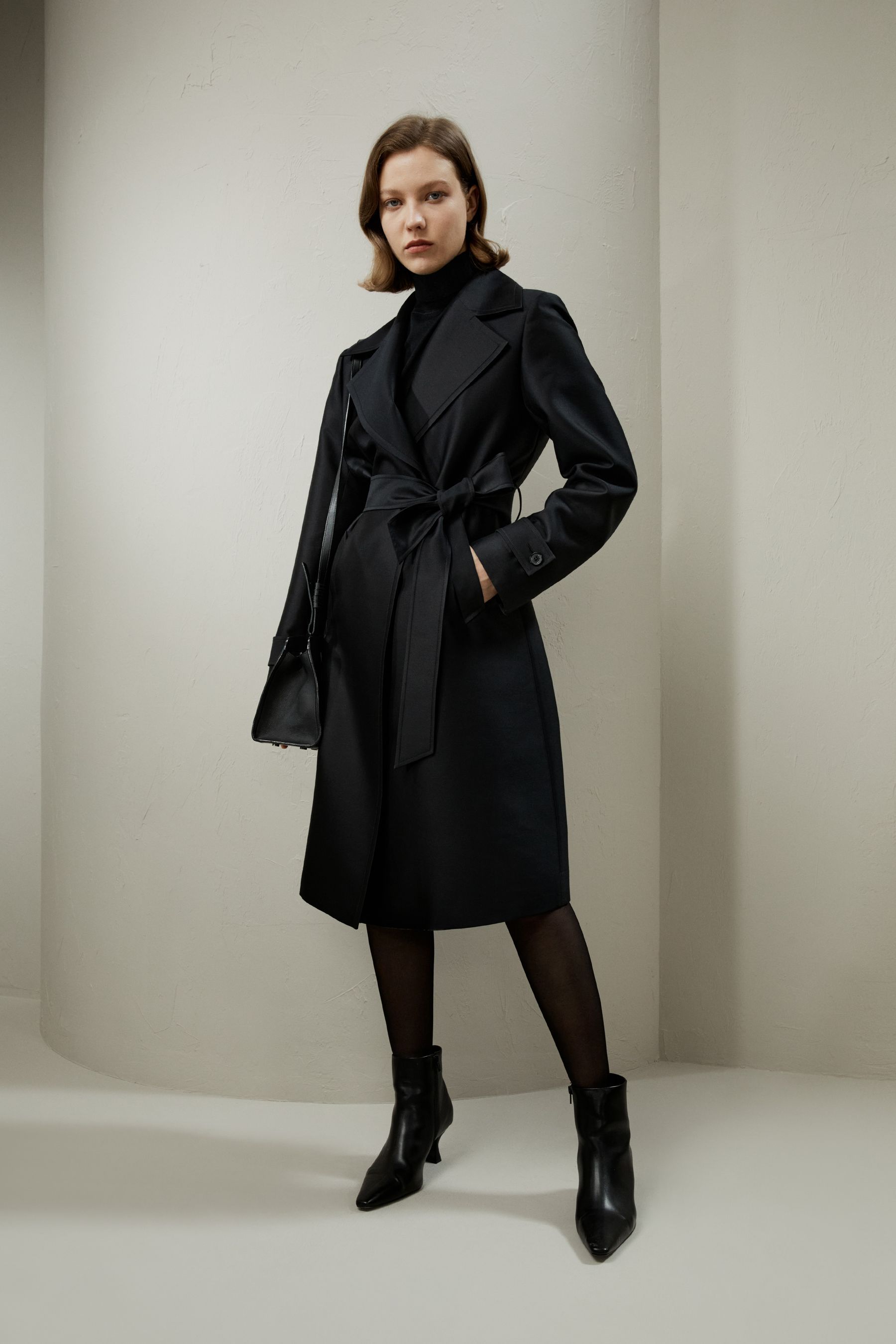 Silk-Wool Mixed Trenchcoat
