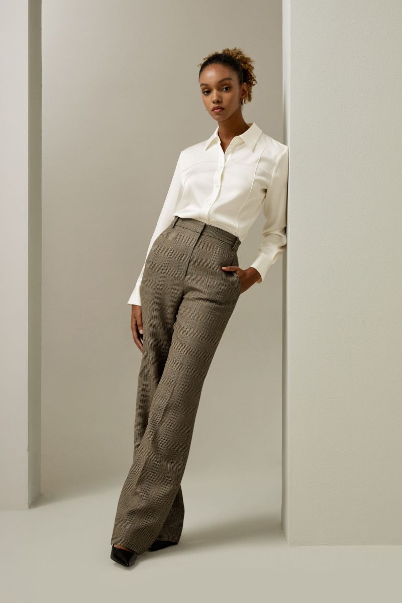 #color_Natural White