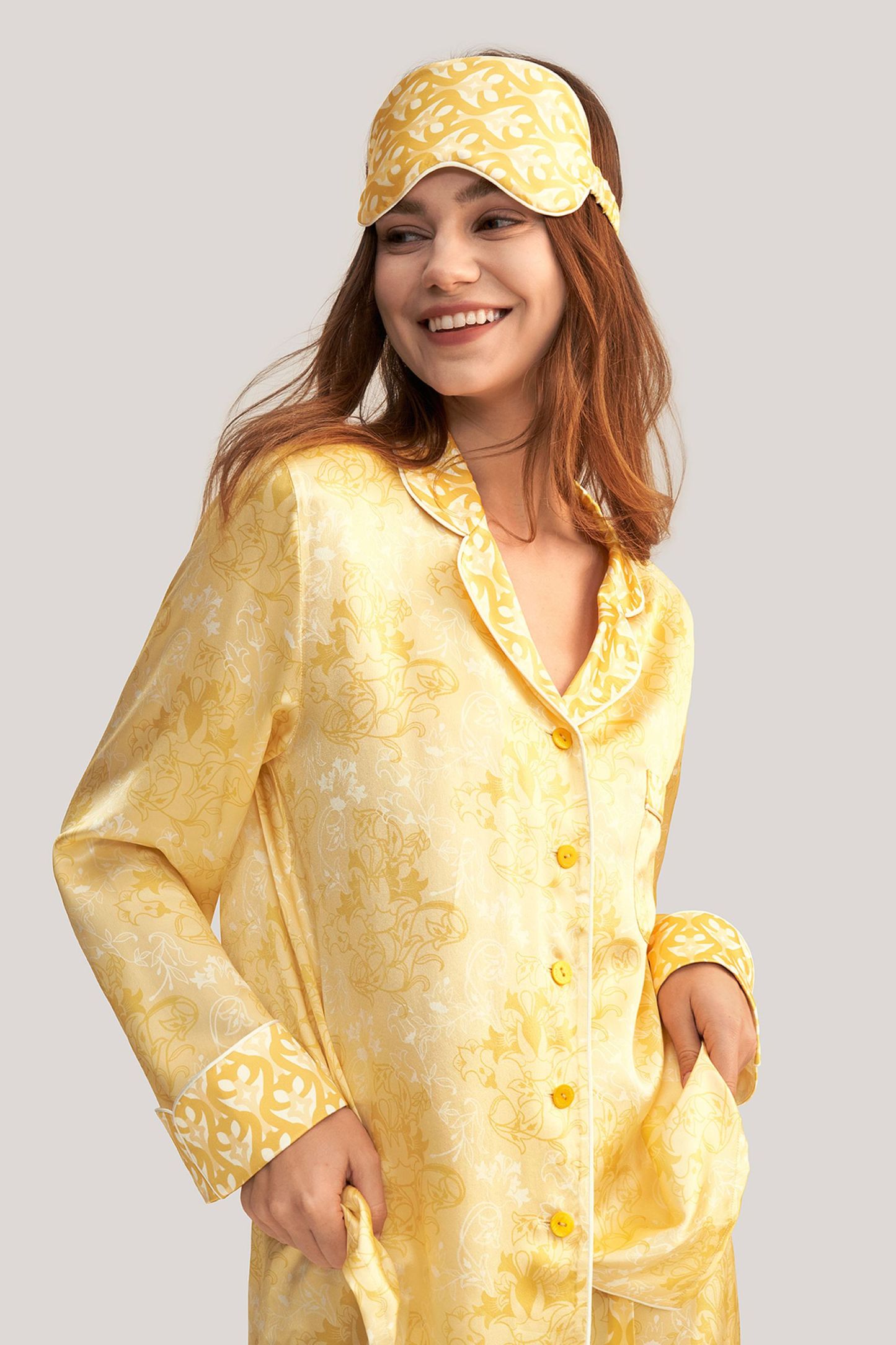 #color_Gold Monogram Print