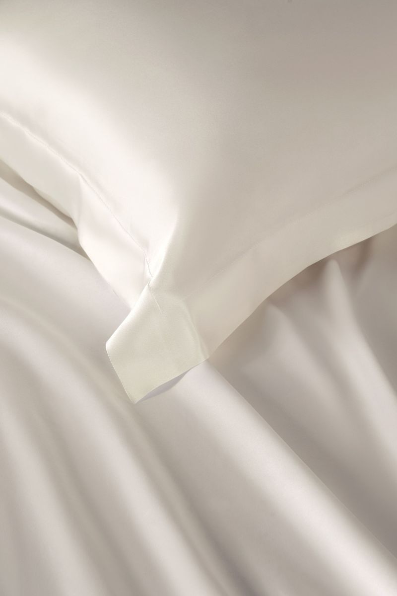 #color_Natural White