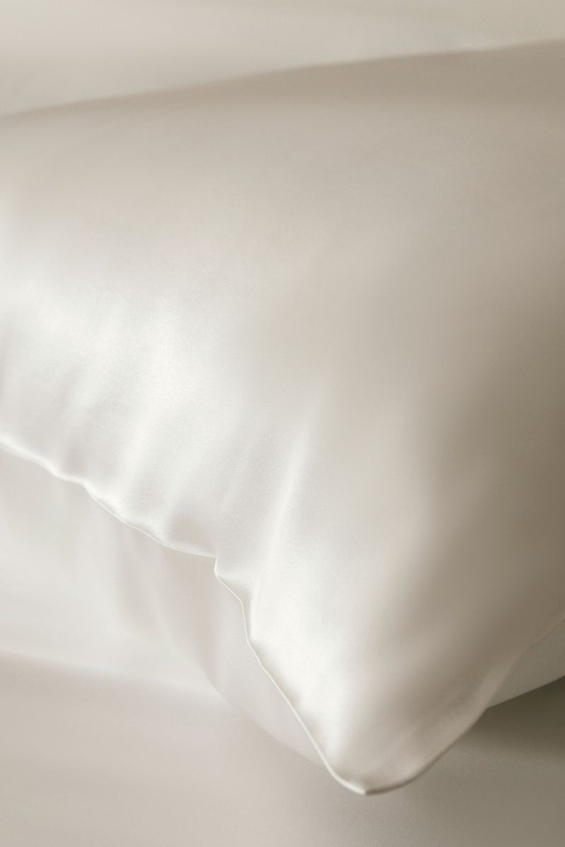 #color_Natural White