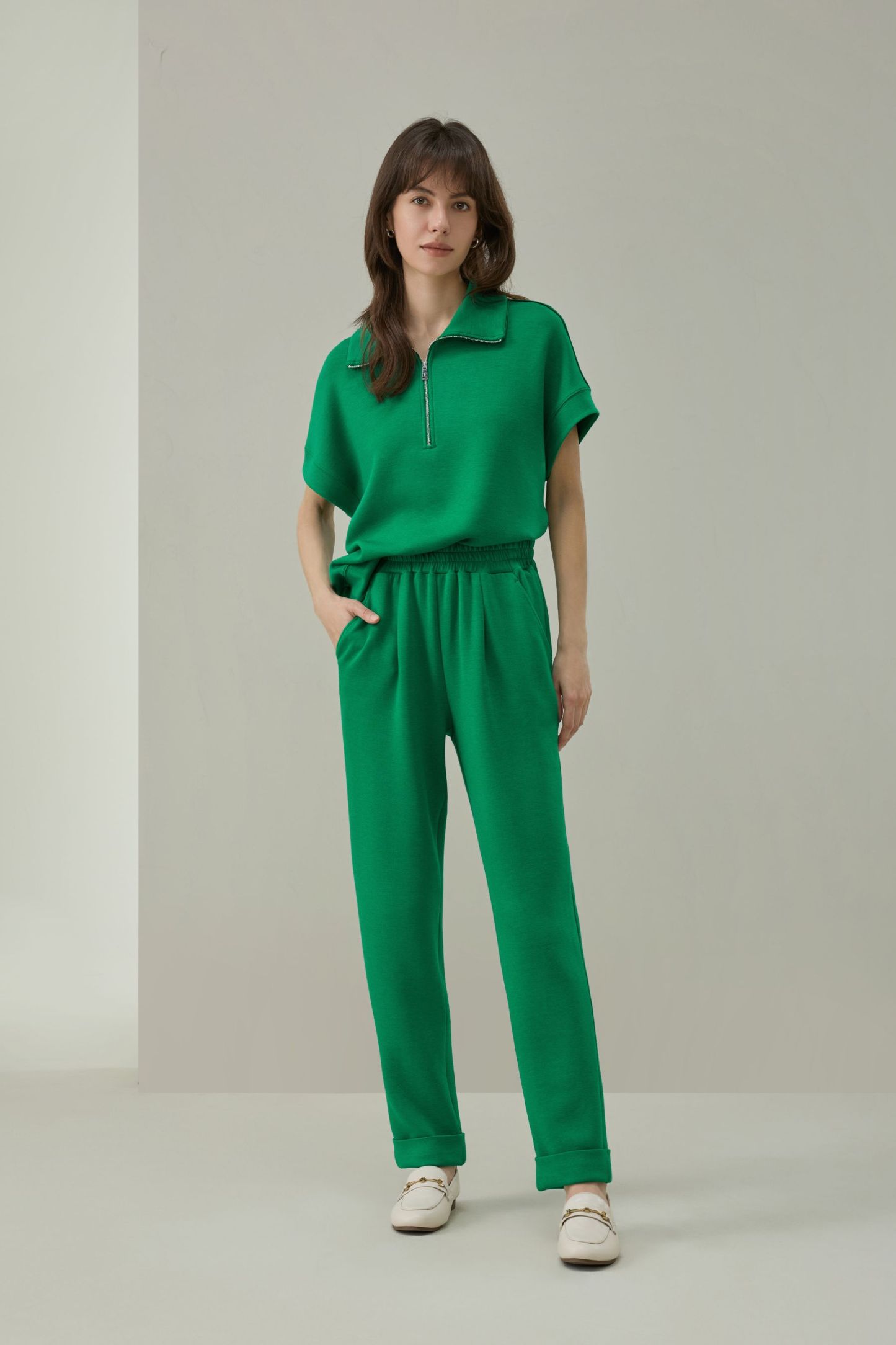 #color_Emerald Green